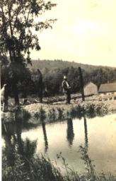 RS WARD HATCHERY-13-BOB AND CHAS.jpg